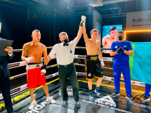 1-ый бой. Евгений Павлов. ВЕЧЕР БОКСА в Минске «SULEIMEN Promotions»